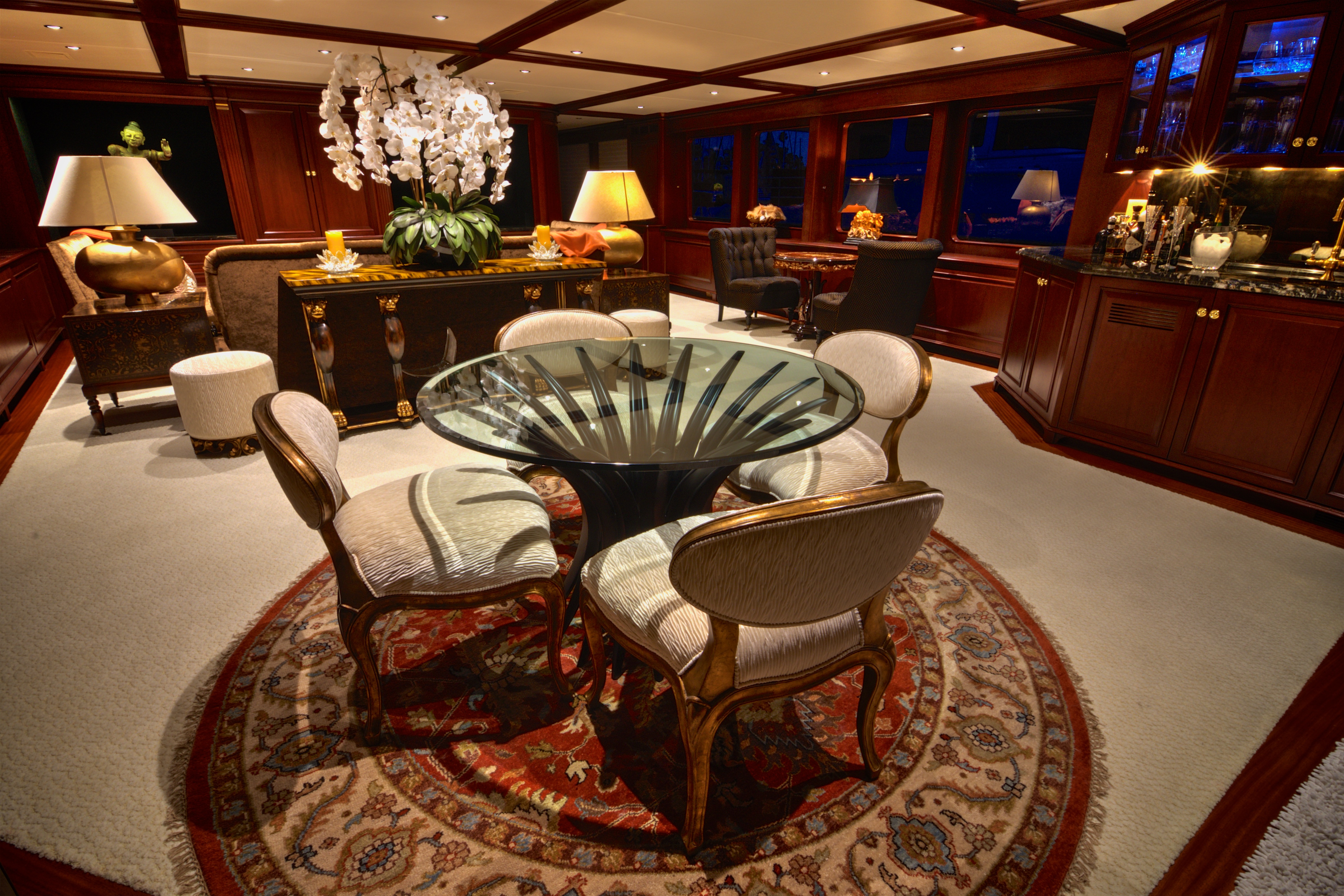 main salon