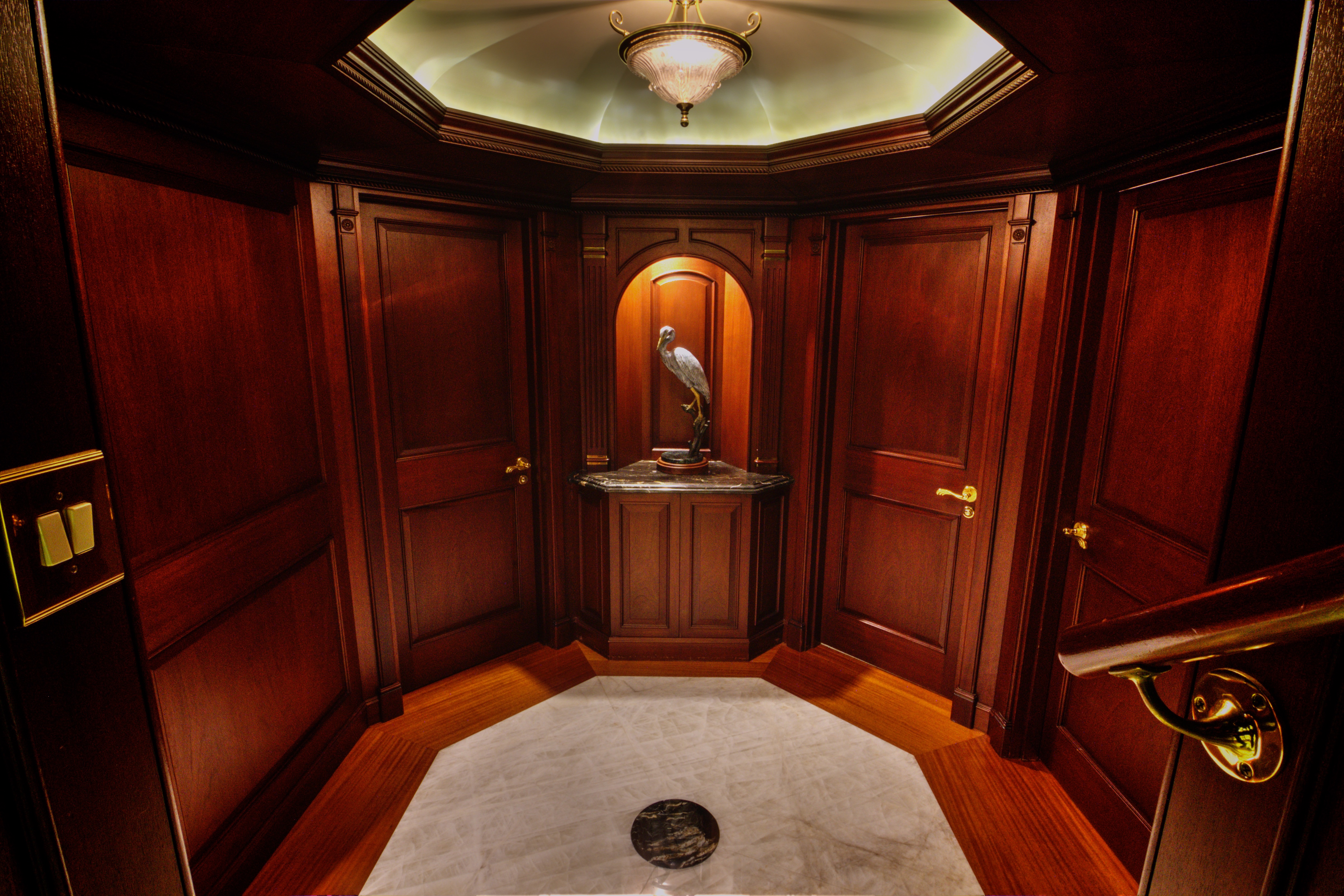 staterooms vestibule